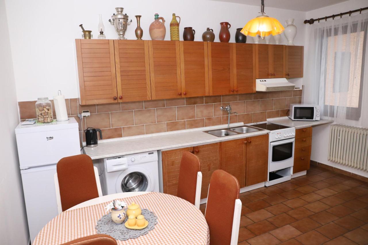 Ubytovanie Viktoria Dunajska Streda Luaran gambar